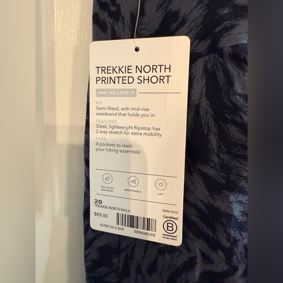 NWT Athleta Women’s Trekkie North NVLX Printed Shorts - Size 20 - Picture 9 of 9